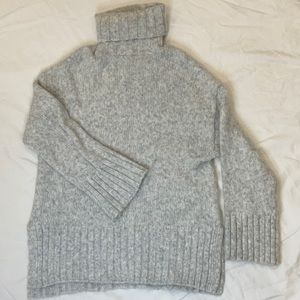 H&M Grey Knit Baggy Sweater | Size XS | Wide Sleeves | Winter Cozy Sweater